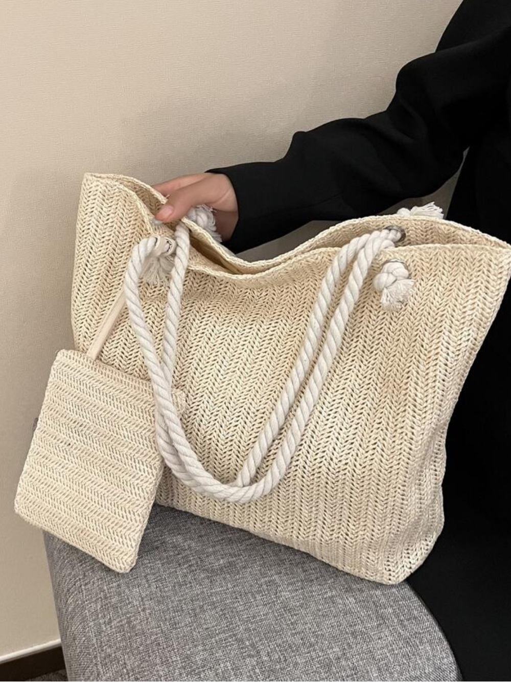 Classic Woven Tote Bag NEW 🏷️